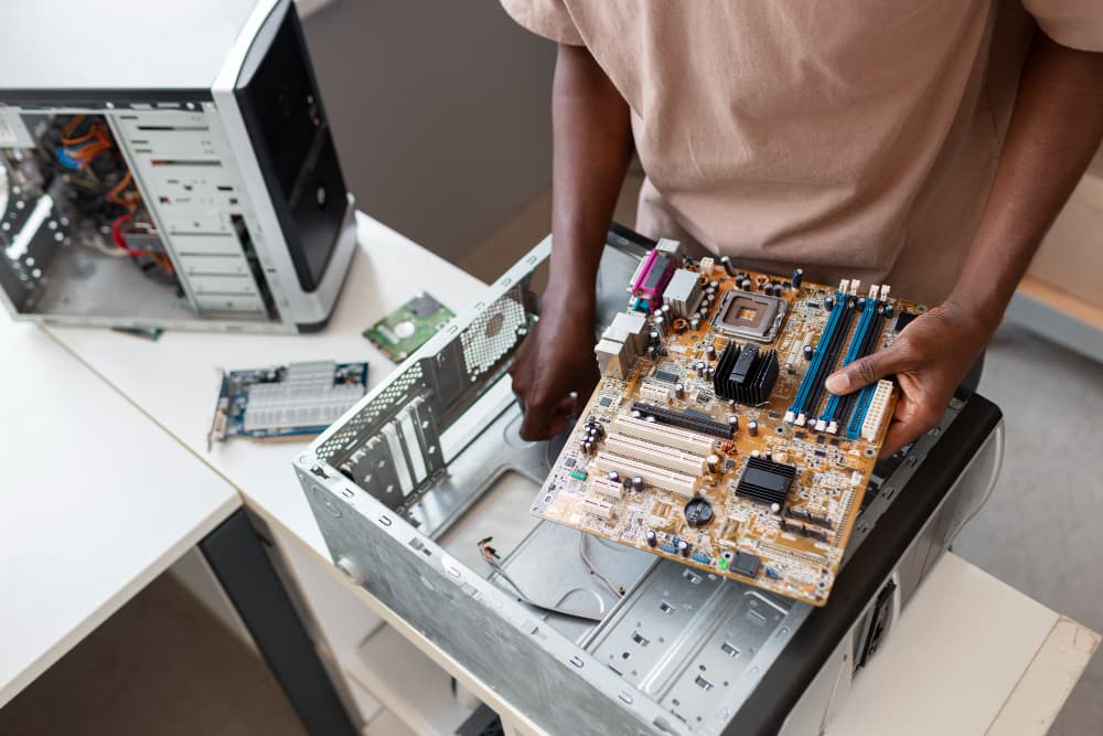 Reciclagem de celulares: por que você deve começar a descartar seus aparelhos corretamente